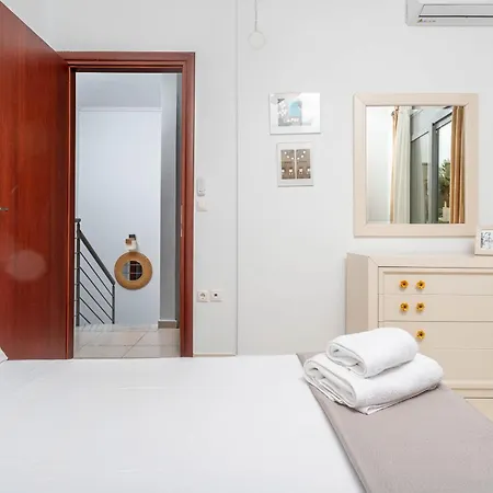 Apartment Land-sea Beach House Polychrono