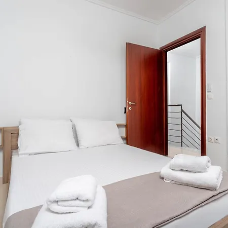 Apartment Land-sea Beach House