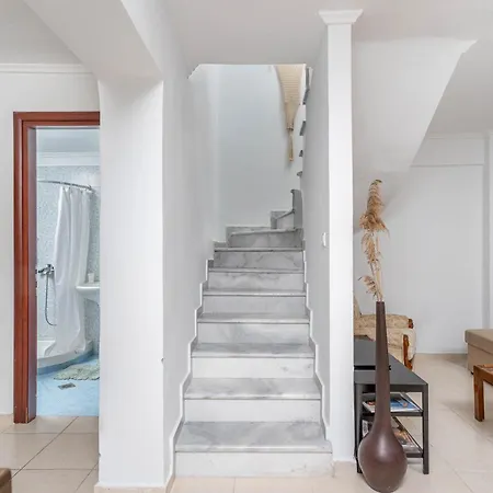 Land-sea Beach House * Polychrono