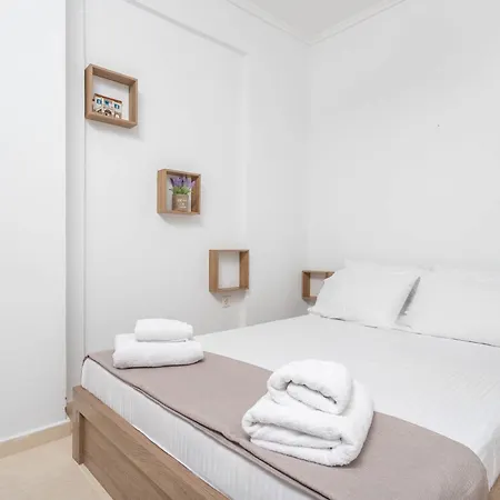 Land-sea Beach House Polychrono